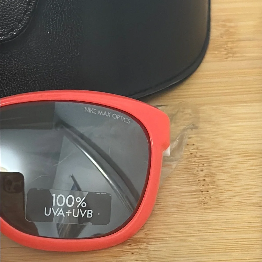 Nike Youth Sunglasses TROPHI EV0820 609 White Neon Orange Mirrored Lenses NEW
